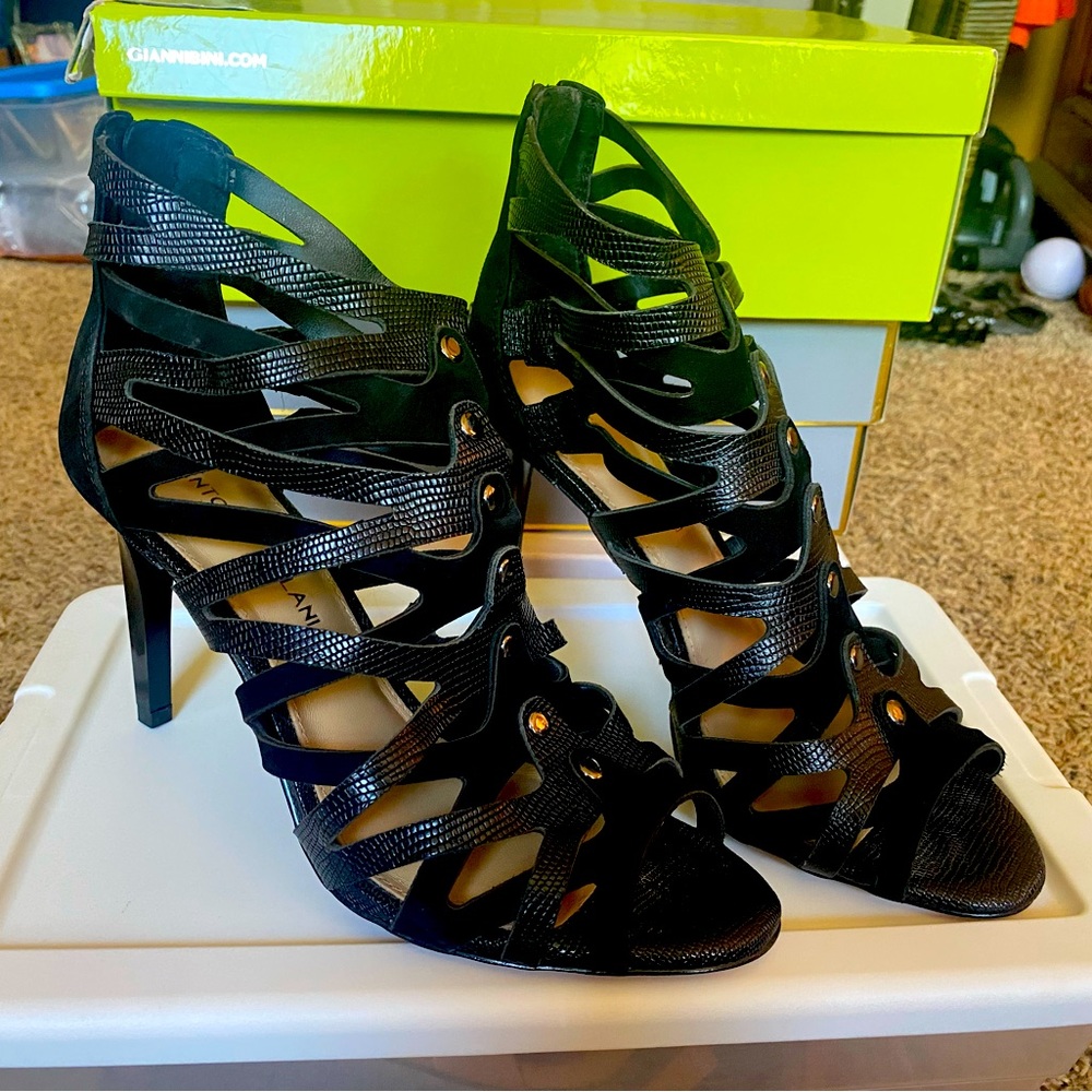 Antonio Melani 7.5 heels 3-4”. Worn once